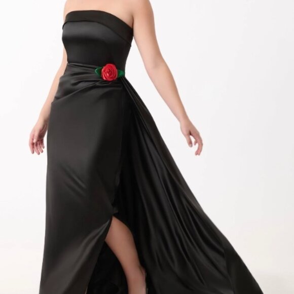 Barbie™ X Unique Vintage Plus Size Black Satin Strapless Evening Gown - Picture 5 of 5